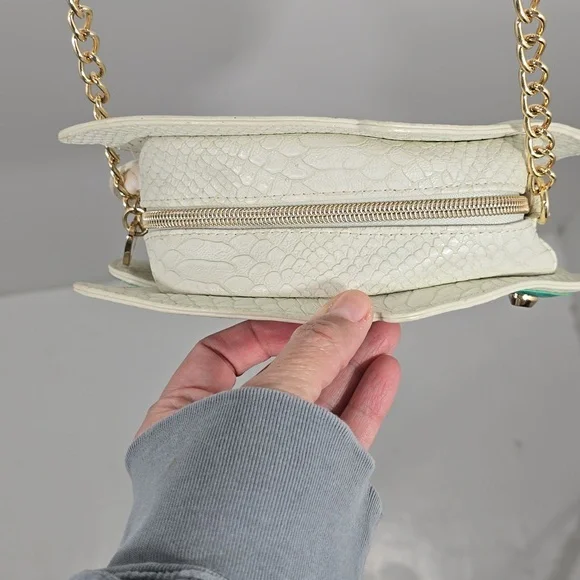 {Betsey Johnson} "Plenty of Fish in the Seas" Crossbody Bag - Picture 6 of 17